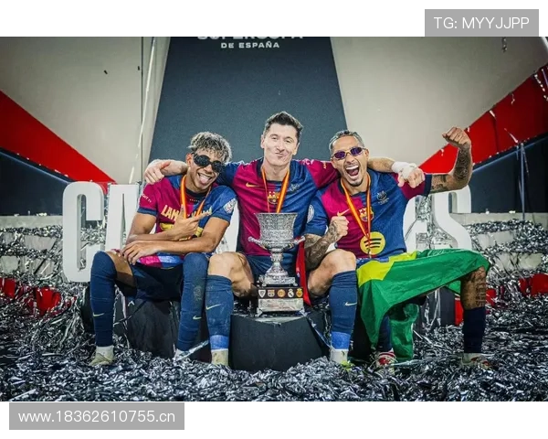 青春风暴领衔巴萨国家德比海报